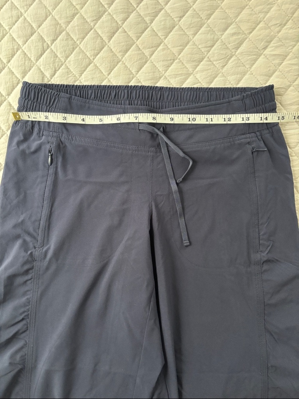 Athleta La Viva Capri - Picture 9 of 9
